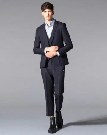 LOVELLESS 네이비 도트 무늬 셋업