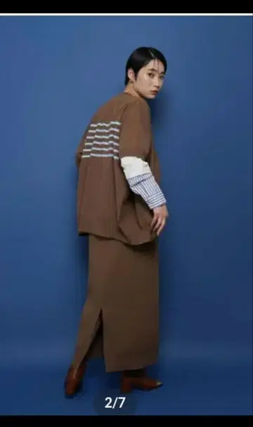 시안 도쿄 백 보더 가디건 & 라인 포켓 타이트 스커트