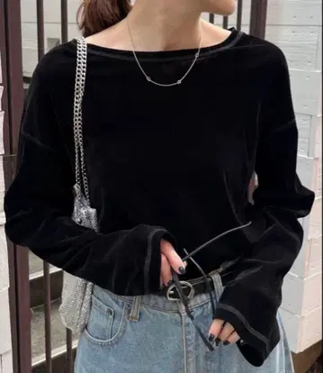 사이드 슬릿 시어 플로키 벨로아 느낌 상의