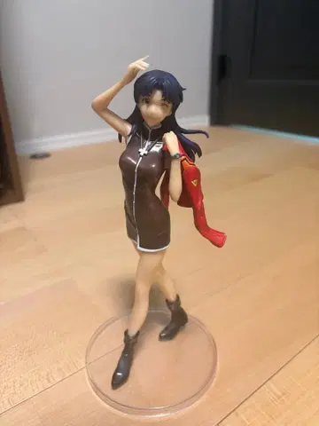 에반게리온 카츠라기 미사토 1번 복권 D상 피규어
