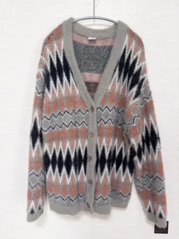[ niko and - ] 모듬 패턴 페더 V넥 가디건