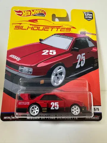 Hot Wheels Nissan Skyline Silhouettes 25
