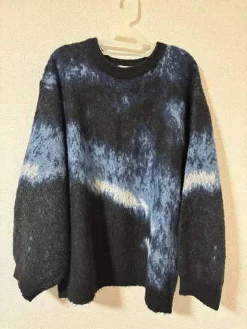 오버 사이즈 스웨터 블랙 블루