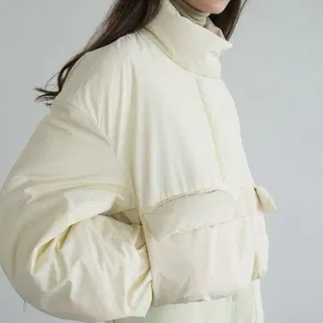 CLANE BALLOON SHORT DOWN JACKET 블랙