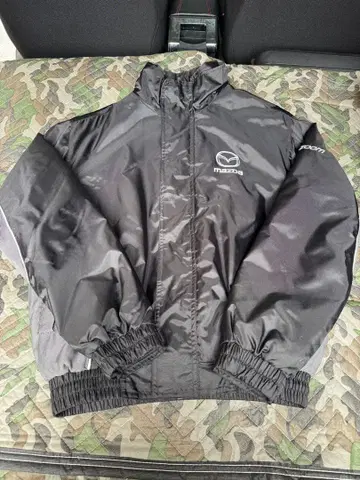 mazda 점퍼 S 사이즈 블랙