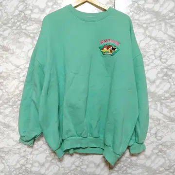 PUNYUS 빅 실루엣 트레이닝복 맨투맨 로고