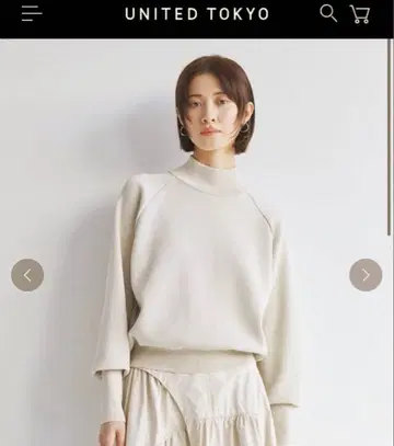 새상품급 [ UNITED TOKYO ] 볼륨 슬리브 하이넥 니트