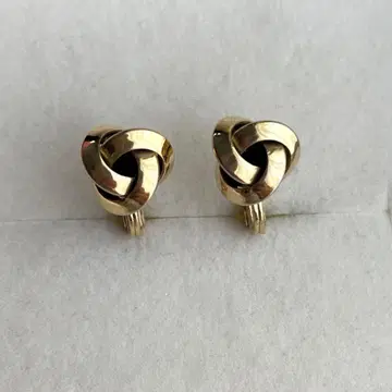 MONET 골드 컬러 귀찌 #3232