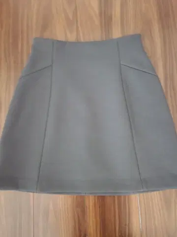 아푸이저 리쉬 그레이 미니 스커트