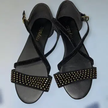 mystic 스터드 장식 샌들 블랙