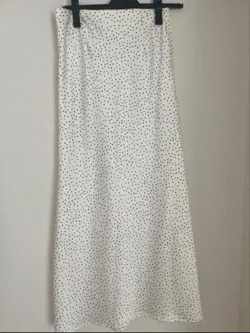 바이어스 새틴 내로우 스커트 미라 오웬