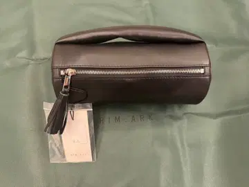 RIM.ARK 블랙 핸드백