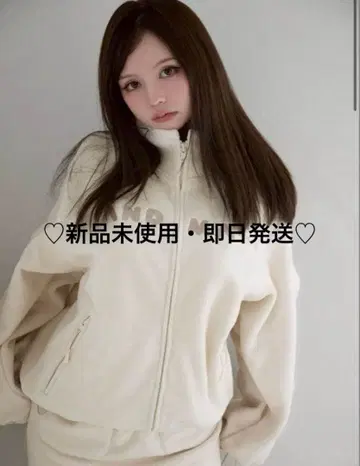 앤드마리 andmary Mary 로고 플리스 재킷 F