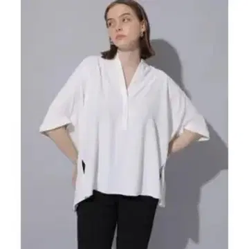 [ 거의 미사용 ] 카듀네 코쿤 키넥 블라우스 화이트