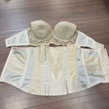 아이보리 브라이덜 이너 E70