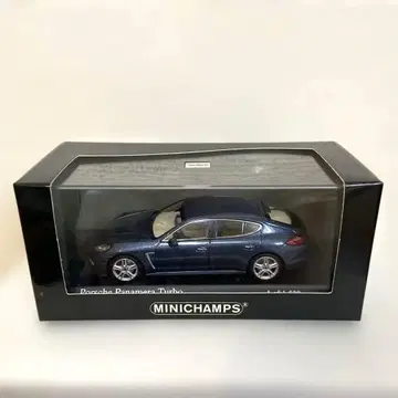 MINICHAMPS 미니챔프스 PorchePanamera Turbo