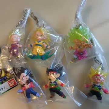 드래곤볼 캡슐 피규어 UDM