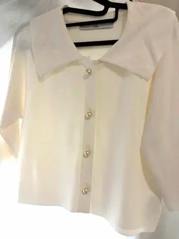 TIARA 상의 니트 썸머 니트 화이트