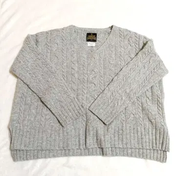 어반 리서치 도어스 해밀턴 울 아란 패턴 니트 그레이 V넥