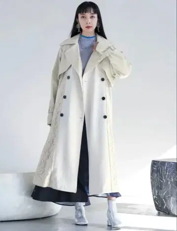 HARE 인조 가죽 코트 화이트