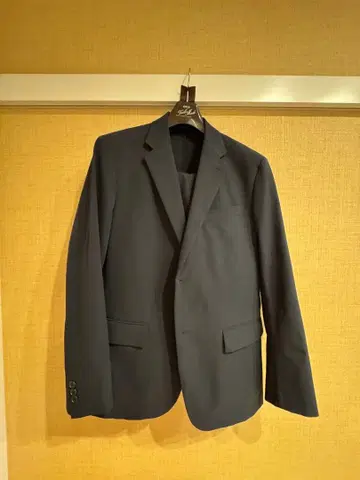 유니클로 감동 자켓/팬츠 세트