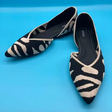 [ 미사용급 ] 비바 VIVAIA 사이즈 37.5 펌프스 플랫 스틸레토