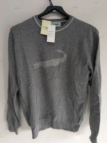 그레이 크루넥 스웨터 로고