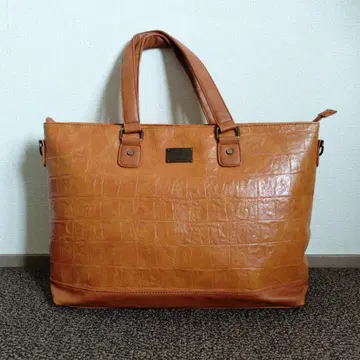 새상품급 D.KELLY 악어 무늬 토트백