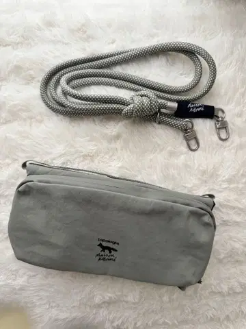 Topologie 토폴로지 보틀 사코슈