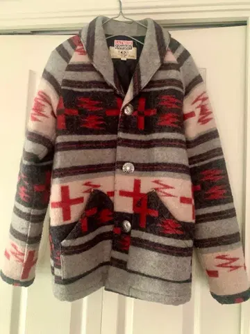 새상품급 빔즈 별주 SALTWATER COWBOY 네이티브 무늬 코트