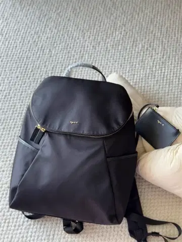 agnes b. 에네스베 백팩 미니백 백팩