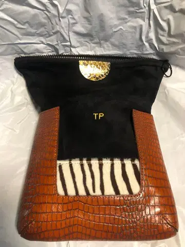 시어터 프로덕츠 천연 가죽 백