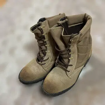 베이지 스웨이드 나일론 워크 부츠