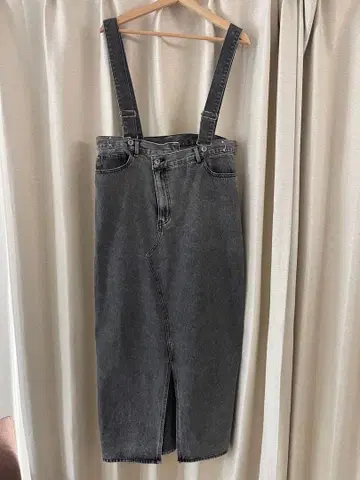 새상품급 렙심 멀티 리메이크 데님 오버롤 스커트