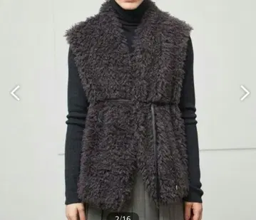 BEIGE PUY / 인조 모피 베스트