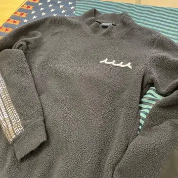 새상품급 muta 플리스 자켓 긴팔 블랙 S