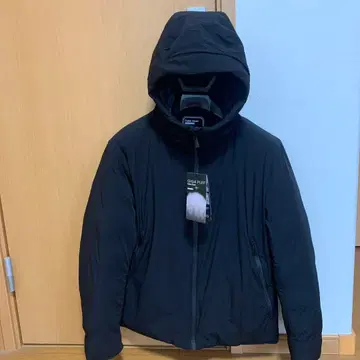 GIGA PUFF 블랙 다운 자켓 S