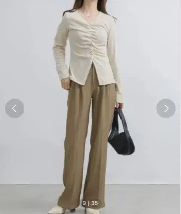 NEUNA 센터 프레스 세미 와이드 슬랙스 팬츠