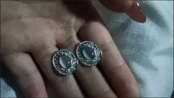 실버 타원형 귀걸이