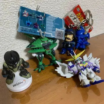 건담 피규어 키링 세트