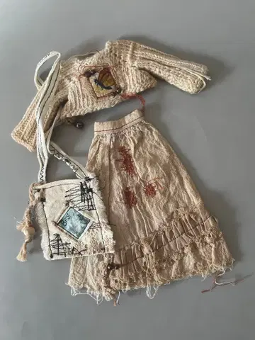 인형 아웃핏 작가님