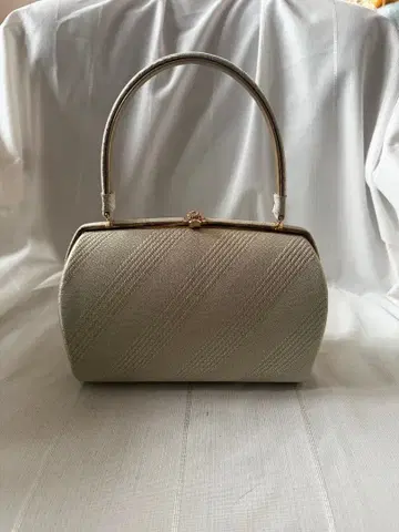 아이보리 스트라이프 일본 의류용 백