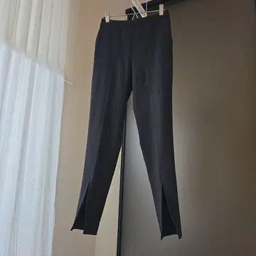슬릿 블랙 캐주얼 팬츠