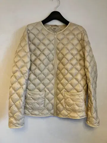 UNIQLO 아이보리 퀼팅 울트라 라이트 다운 자켓 XL