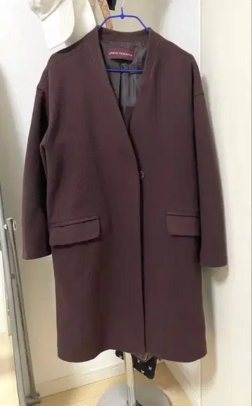 다크 브라운 롱 체스터 코트