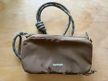 topology 보틀 사코슈 브라운