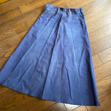 마치 데님 와코루 카르손