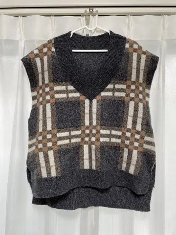 [새상품급] canie 체크 니트 베스트