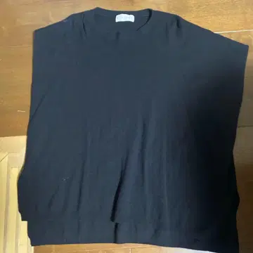 RIM.ARK 블랙 티셔츠