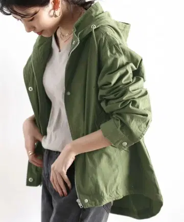 택 포함 클래식 엘프 라운드 헴 마운틴 파카 카키 LL